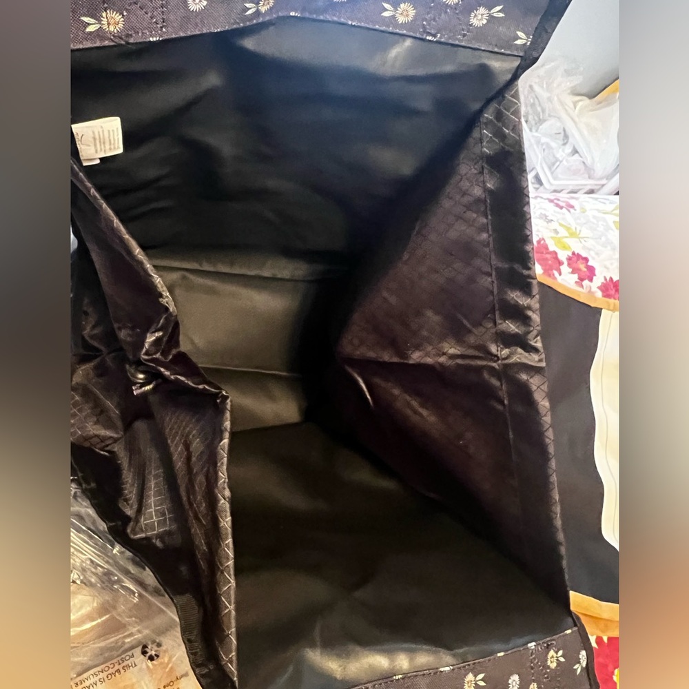 Thirtyone Cinch Tote - Picture 4 of 5